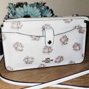 Coach Skye Blue Clutch / Noa Pop Up Messenger